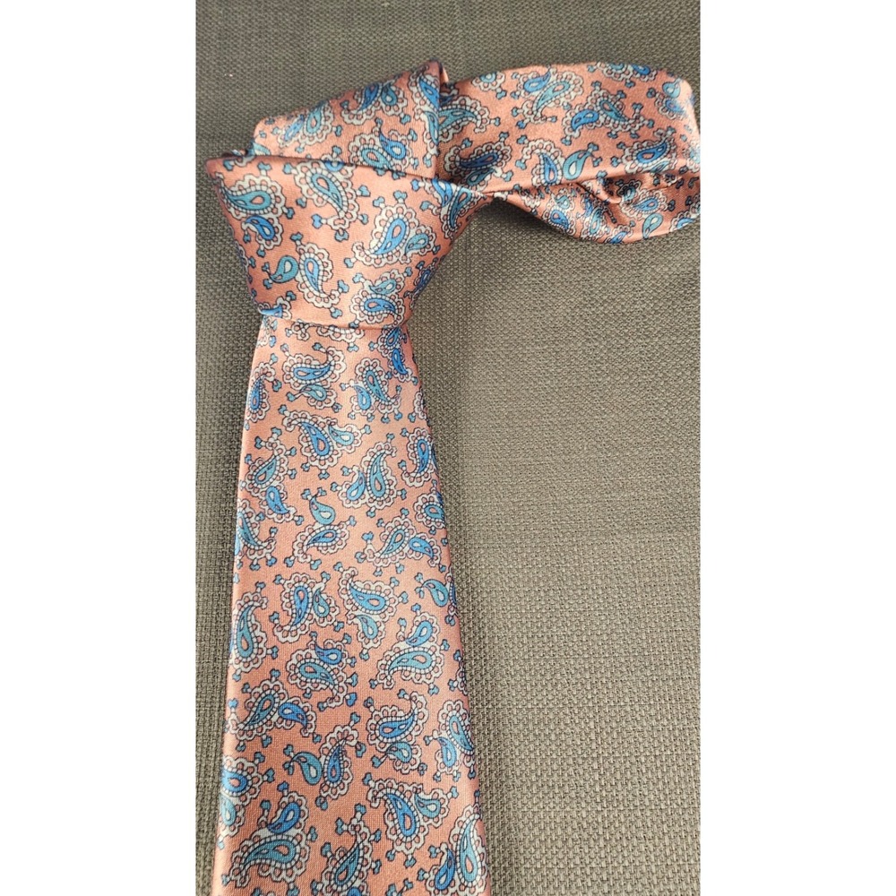 Etienne Aigner Mens Silk Paisley Necktie Peach Blue White Patterned Tie